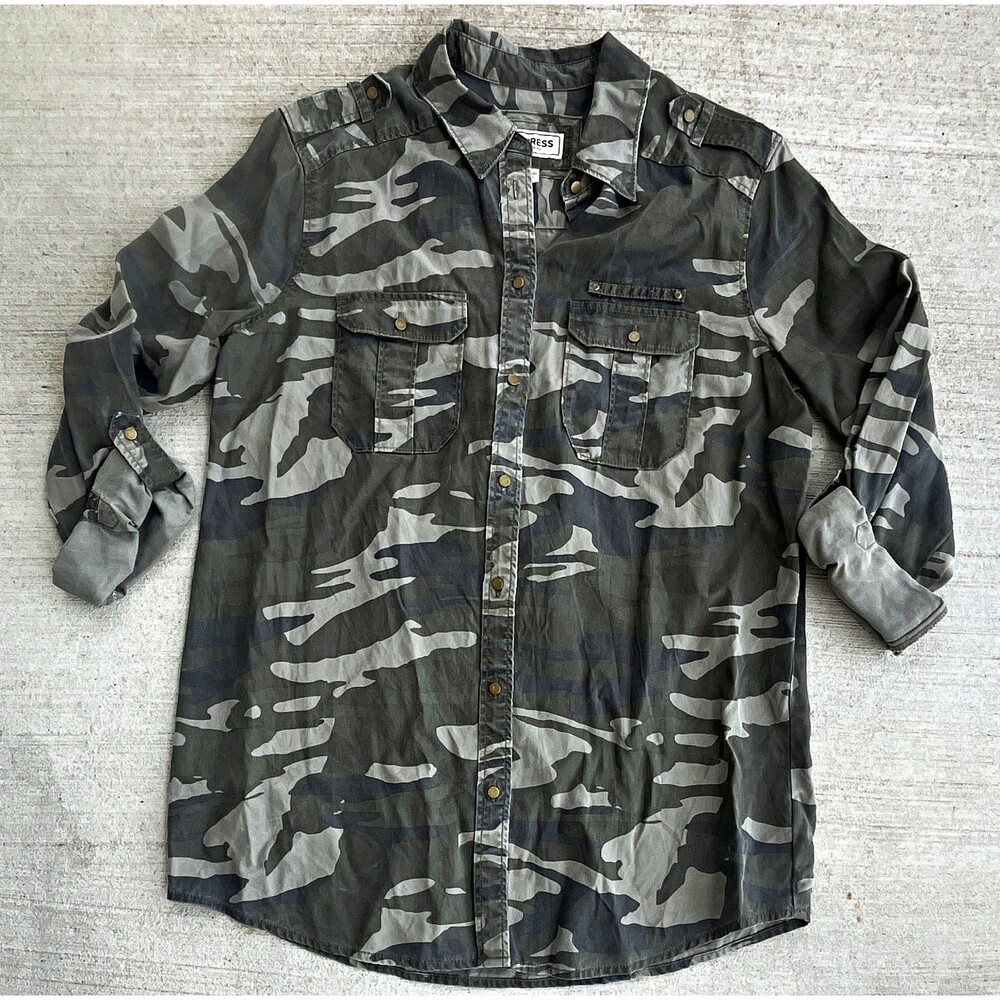 Express Boyfriend Shirt Womens Small Gray Camo Streetwear Grunge 90's Roll Tab